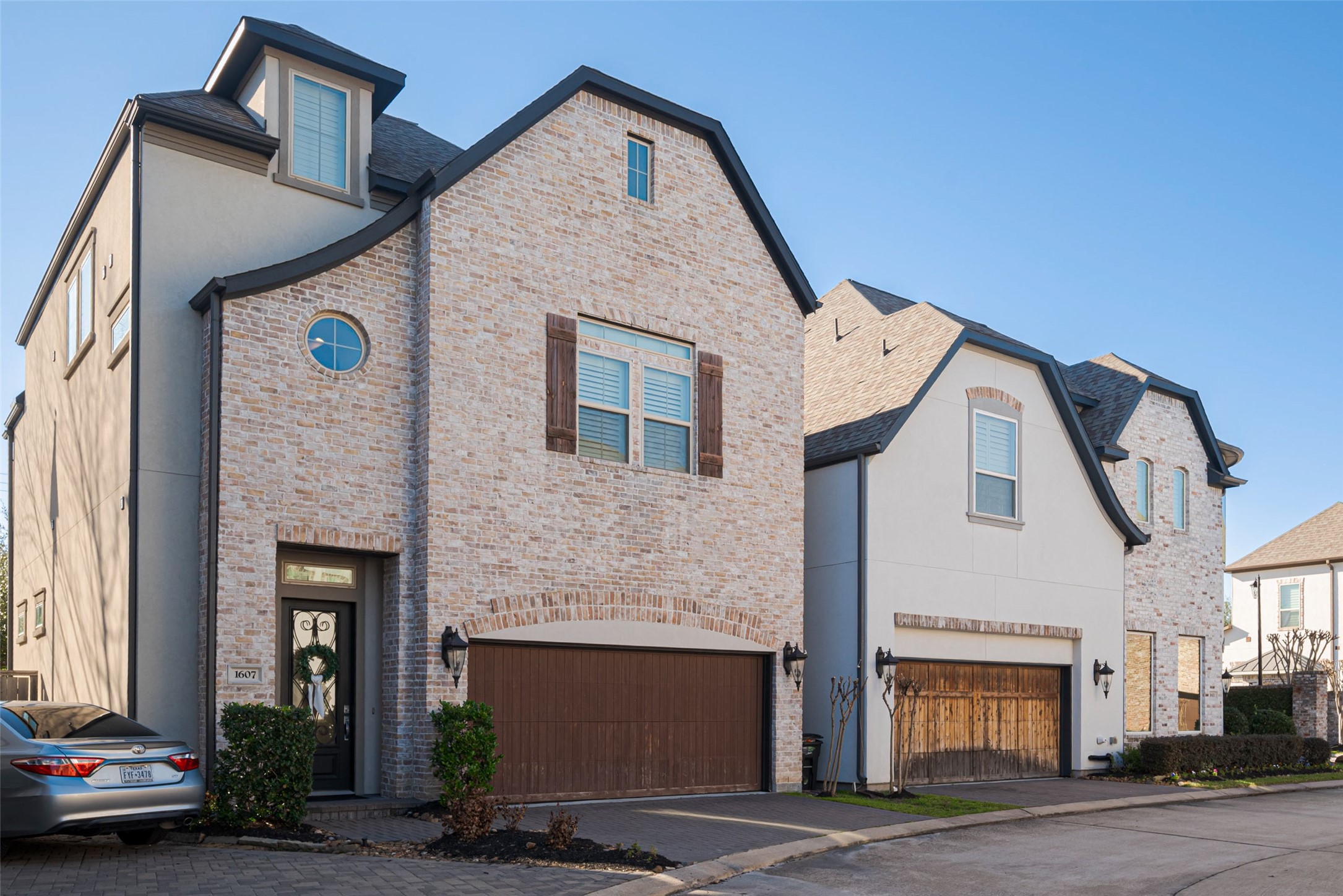 1607 W Rose Terrace Lane Houston TX 77055