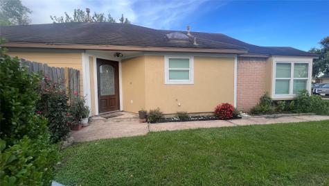 6018 Beaconridge Drive Houston TX 77053