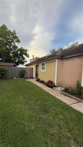 6018 Beaconridge Drive Houston TX 77053