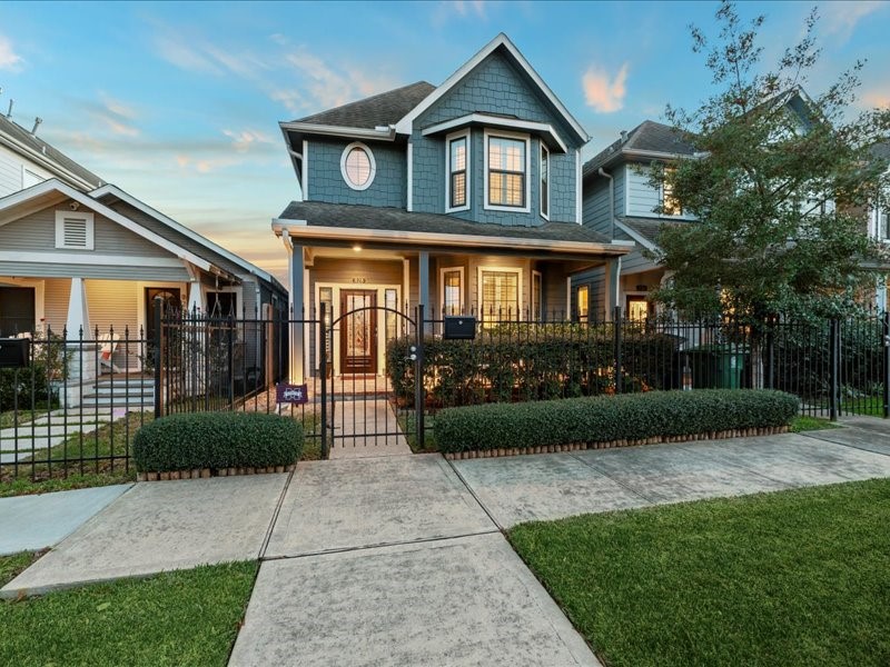828 W 21st Street Houston TX 77008