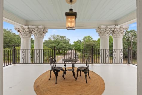 401 N Walnut Avenue Eagle Lake TX 77434