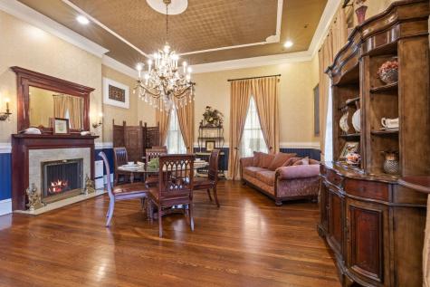 401 N Walnut Avenue Eagle Lake TX 77434