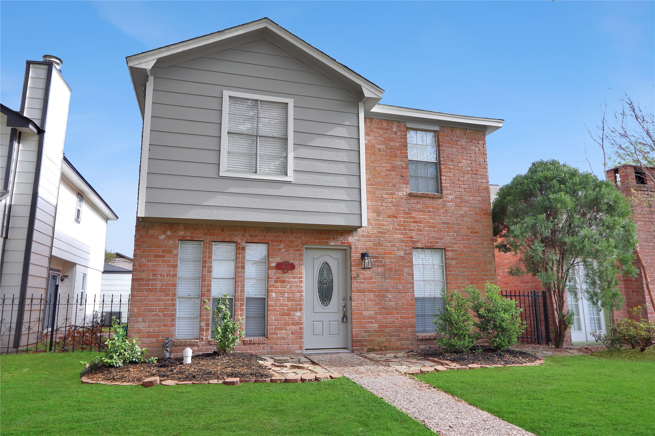 4635 Cashel Glen Drive Houston TX 77069