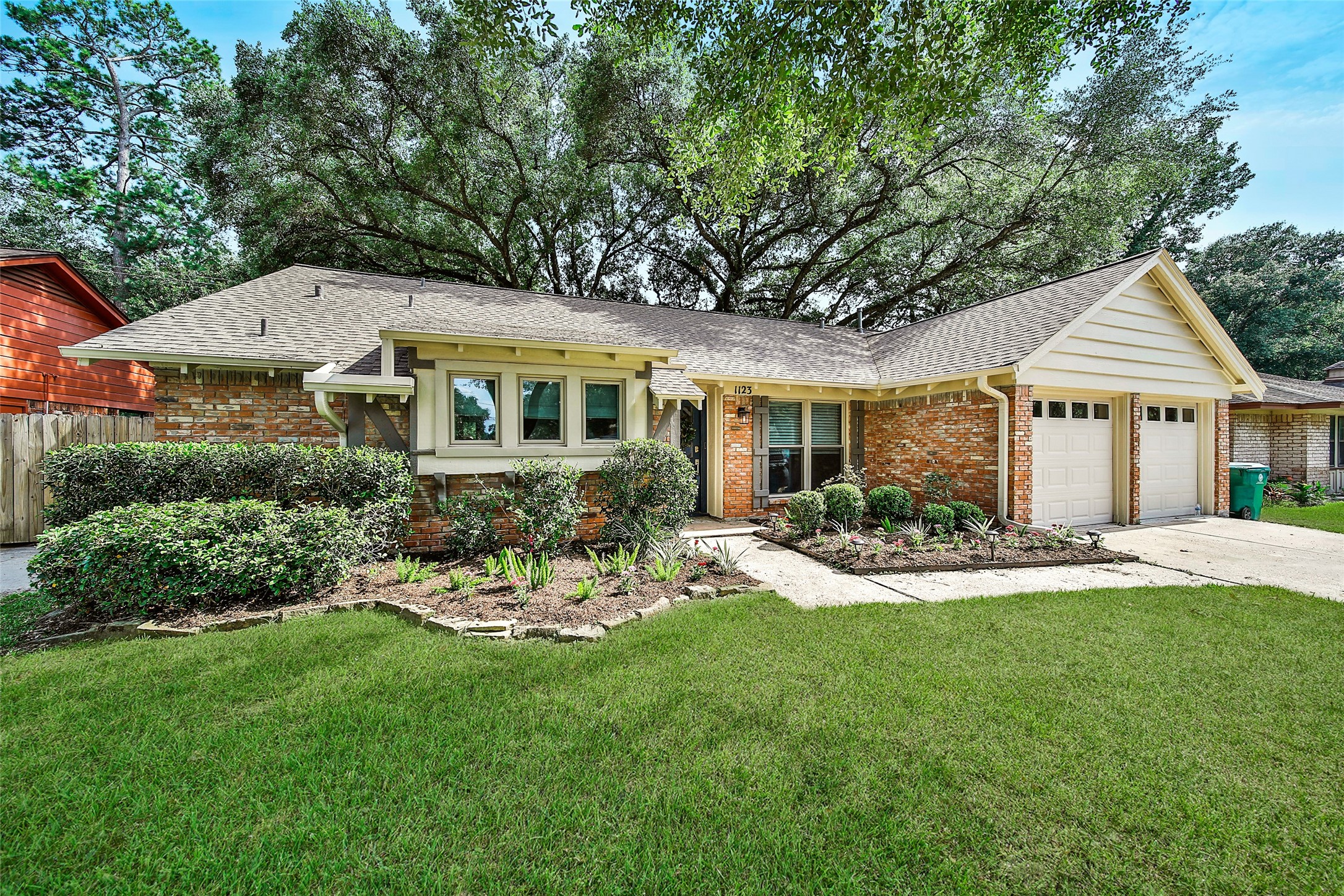 1123 Chamboard Lane Houston TX 77018