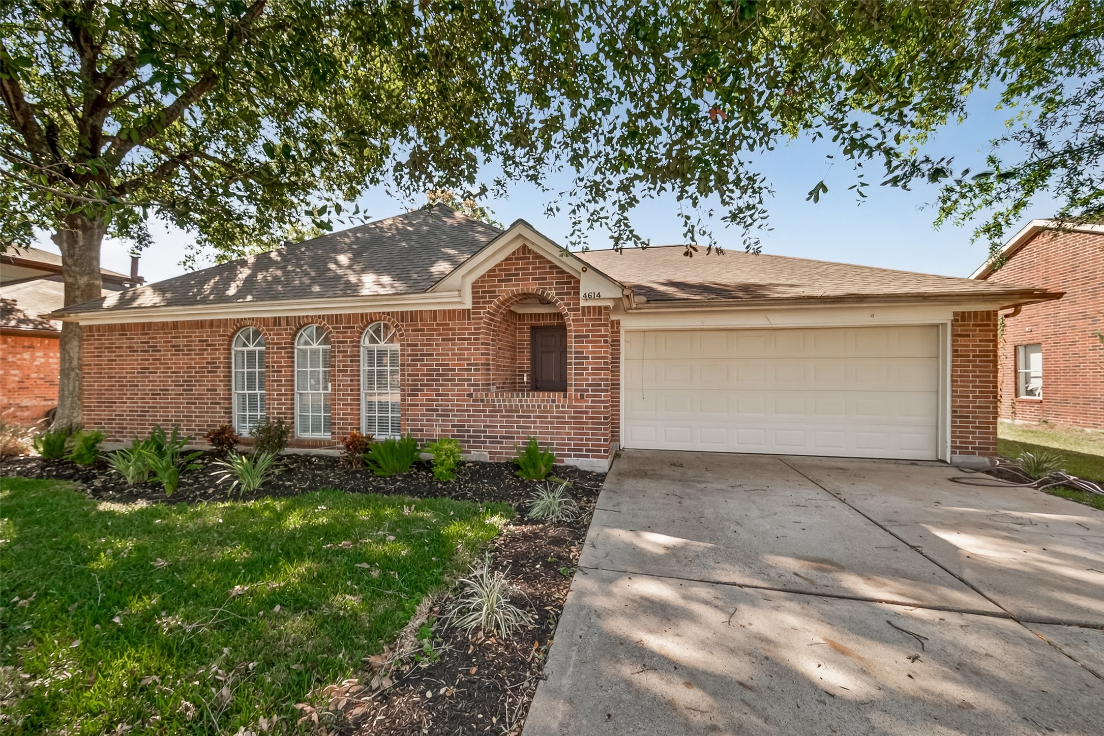 4614 Monaco Lane Pasadena TX 77505