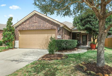 1624 Volterra Lane League City TX 77573