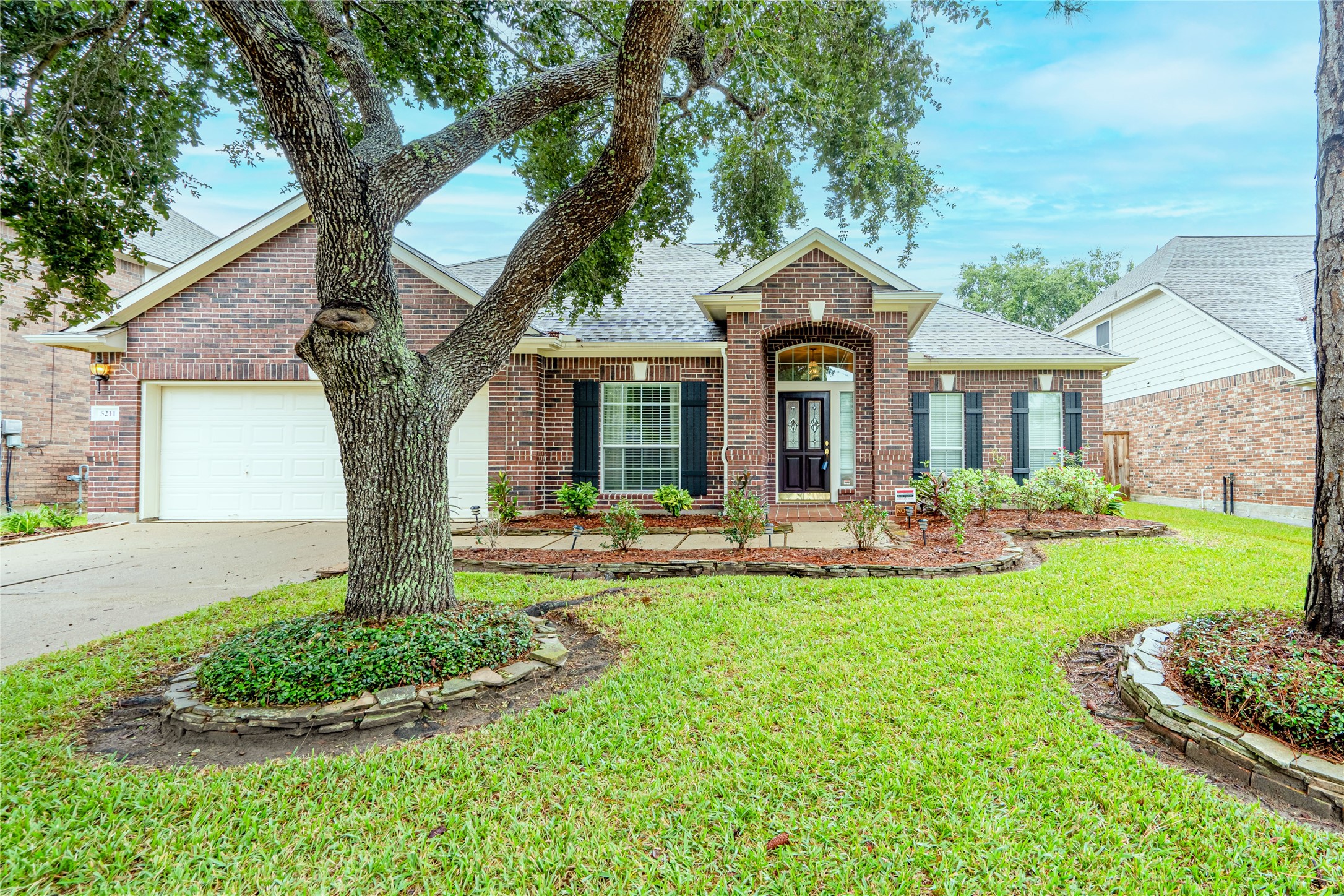 5211 Hidden Brook Lane League City TX 77573