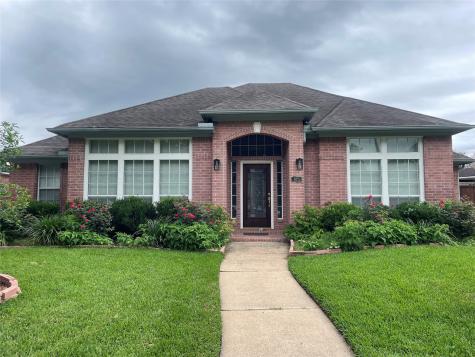 815 Lakespur Drive Sugar Land TX 77479