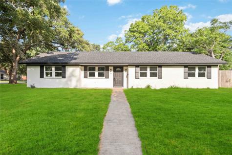801 Shady Lane Angleton TX 77515