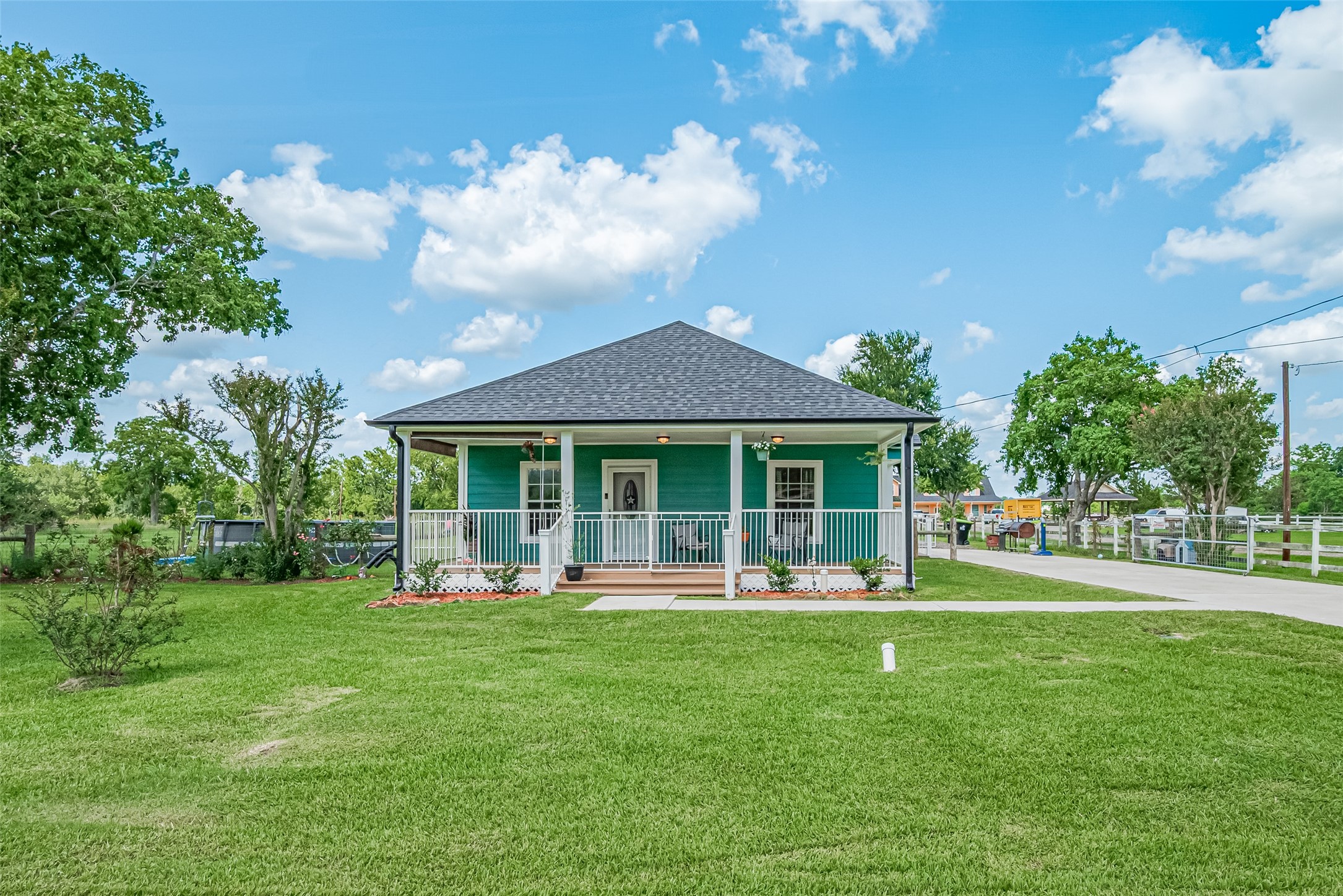 8705 W 1st Street Needville TX 77461