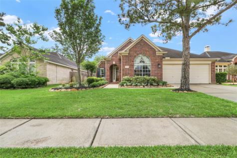 3914 Summerfield Drive Pearland TX 77584