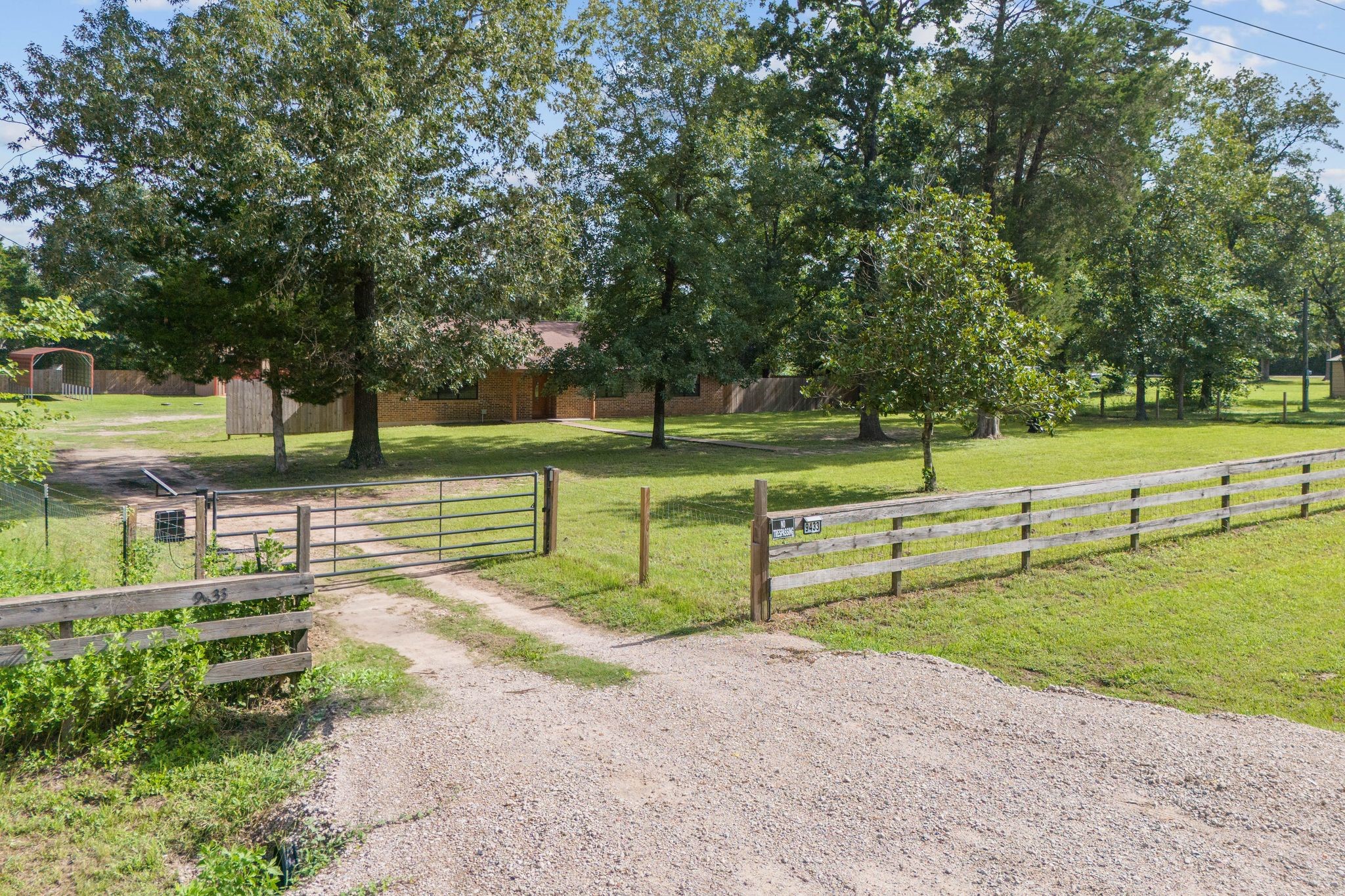 9433 County Line Road Willis TX 77378