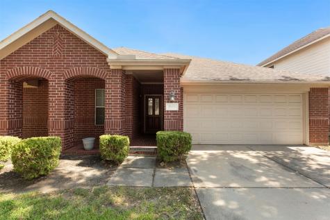 2122 Vermillion Oak Street Fresno TX 77545