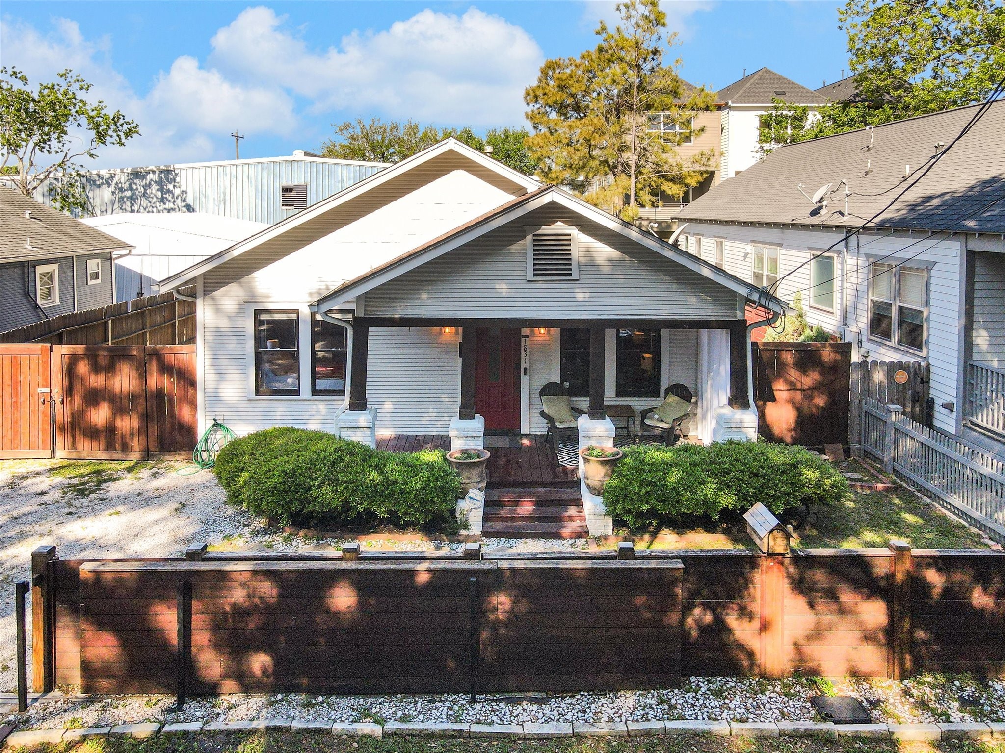 1831 Tabor Street Houston TX 77009