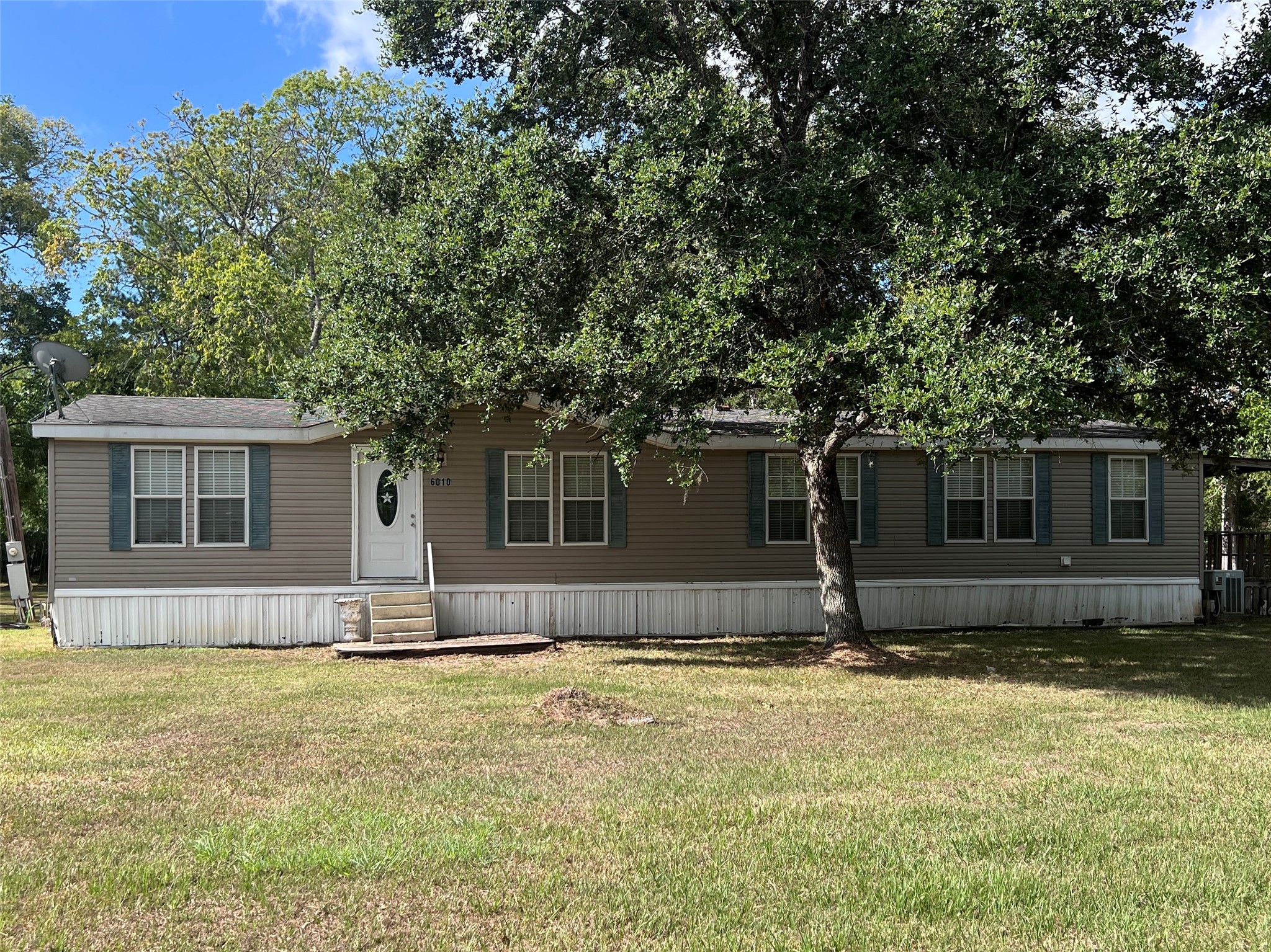 6010 Kincer Road Damon TX 77430