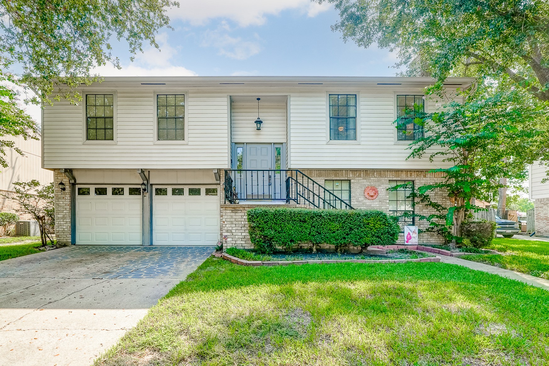 8410 Pine Falls Drive Houston TX 77095