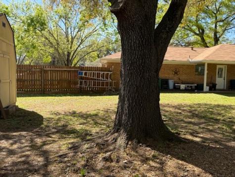 451 Pennington Street Lovelady TX 75851