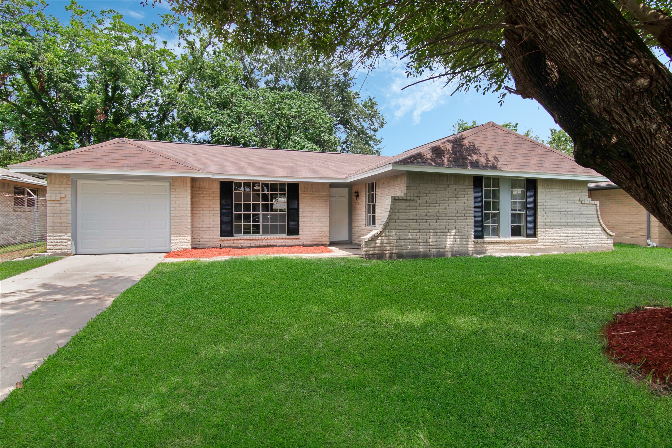 11110 Vailview Drive Houston TX 77016