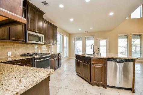 13513 S Canyon Gale Lane Pearland TX 77584