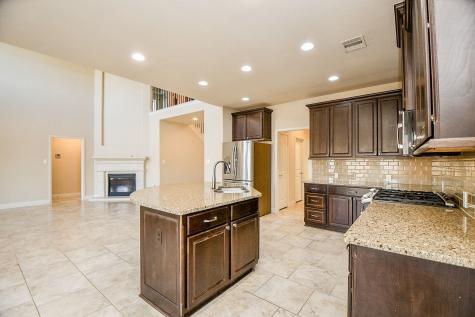 13513 S Canyon Gale Lane Pearland TX 77584