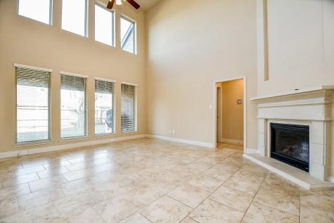 13513 S Canyon Gale Lane Pearland TX 77584