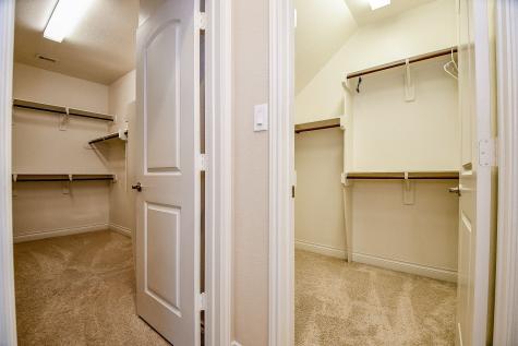 13513 S Canyon Gale Lane Pearland TX 77584