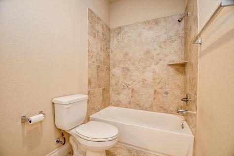 13513 S Canyon Gale Lane Pearland TX 77584