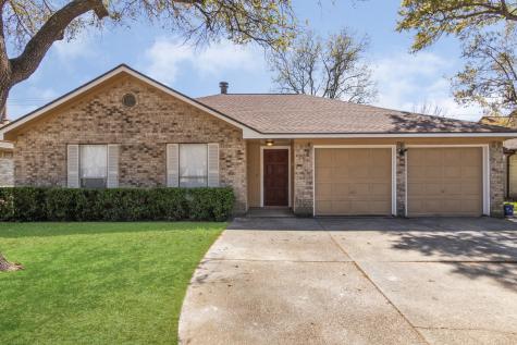 10904 Mulberry Court La Porte TX 77571