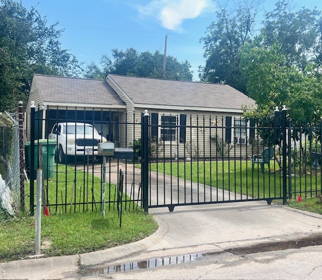 4933 Van Fleet Street Houston TX 77033