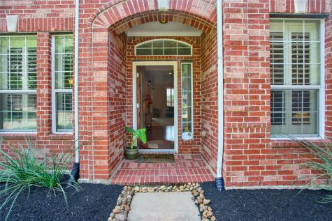 1812 Jasmine Hollow Lane Pearland TX 77581