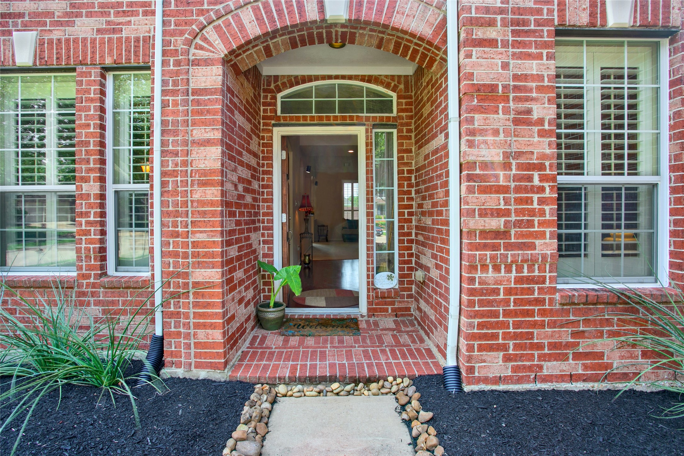 1812 Jasmine Hollow Lane Pearland TX 77581
