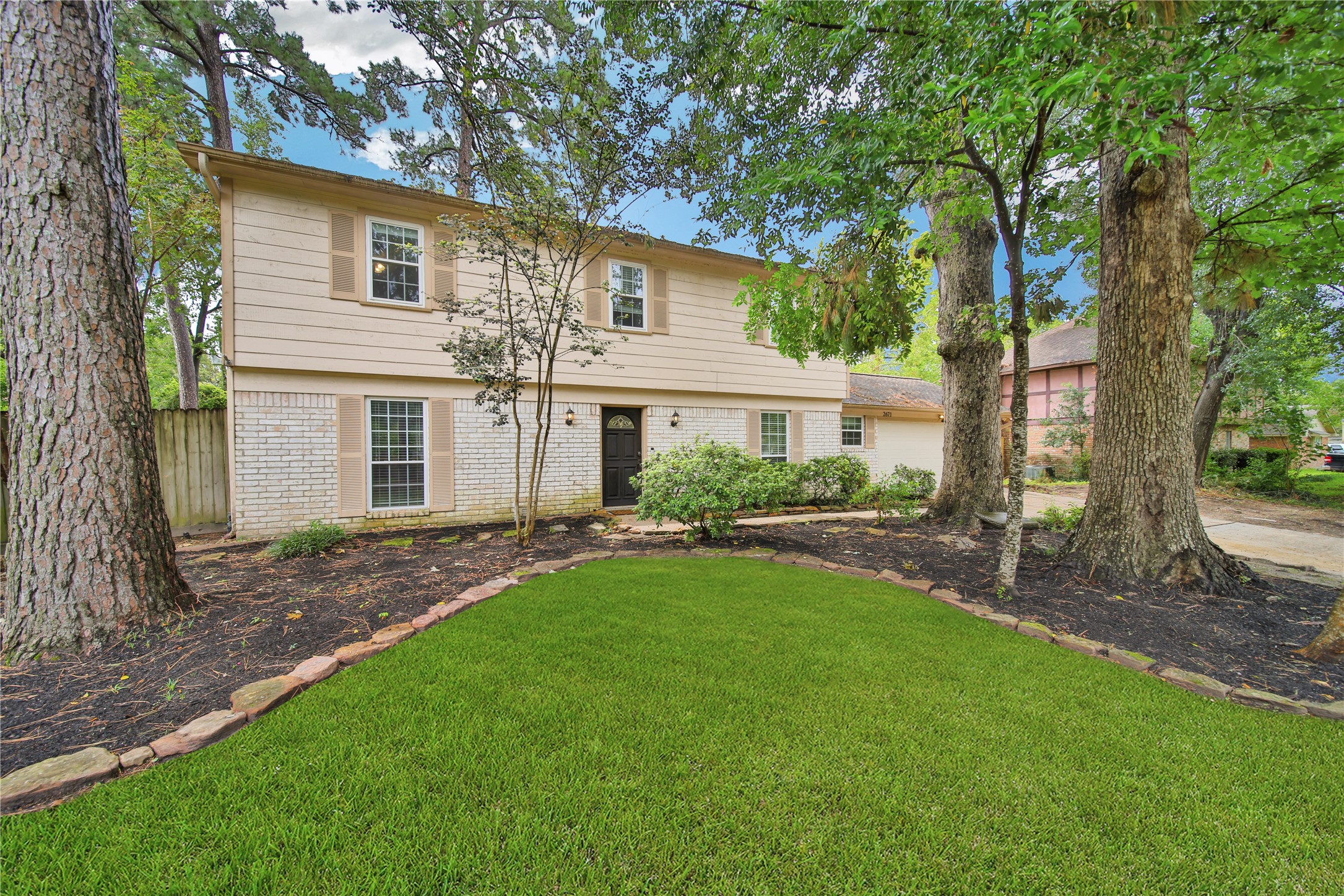 2671 S Woodloch Street Conroe TX 77385