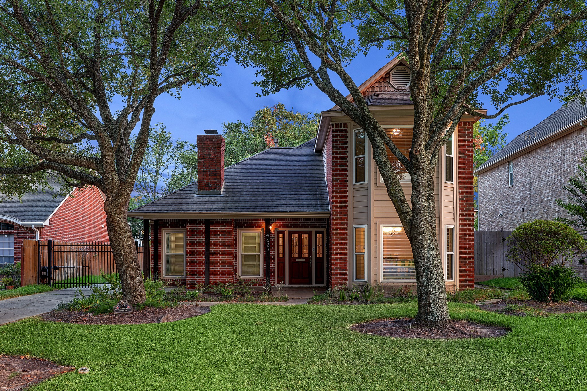4623 Oleander Street Bellaire TX 77401