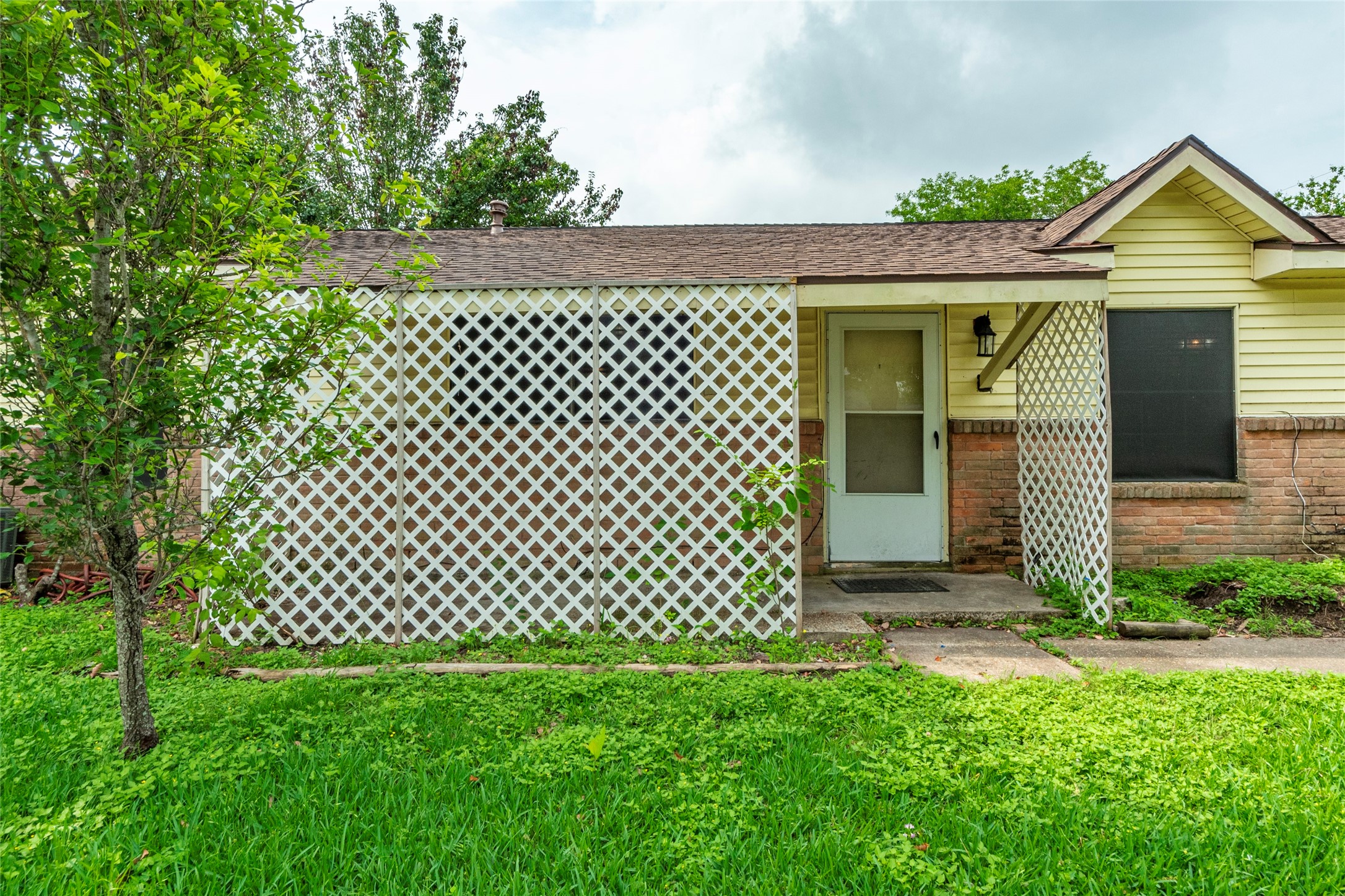 901 James Street Deer Park TX 77536