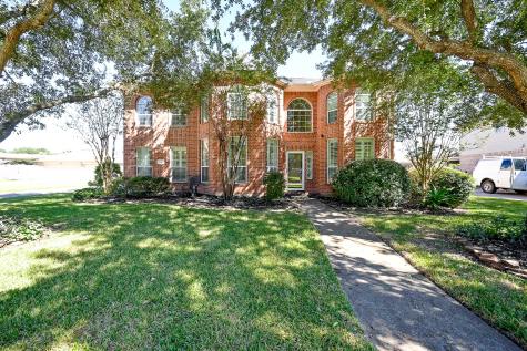 1010 High Ridge Drive Friendswood TX 77546