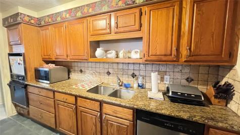 17 Manor Way Galveston TX 77550