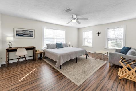 6 Lazy Bend Drive Huntsville TX 77320