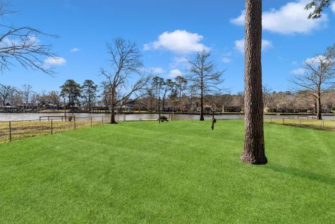 6 Lazy Bend Drive Huntsville TX 77320