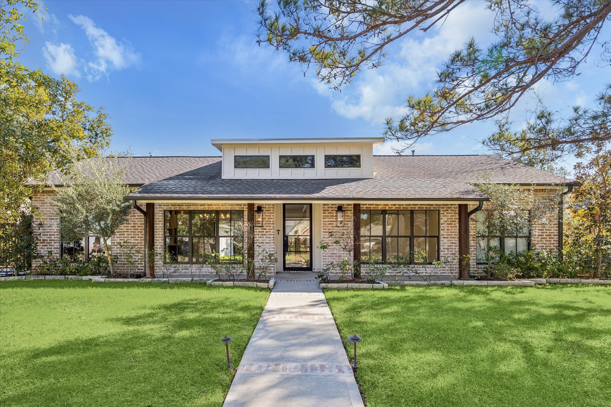 2926 Fontana Drive Houston TX 77043