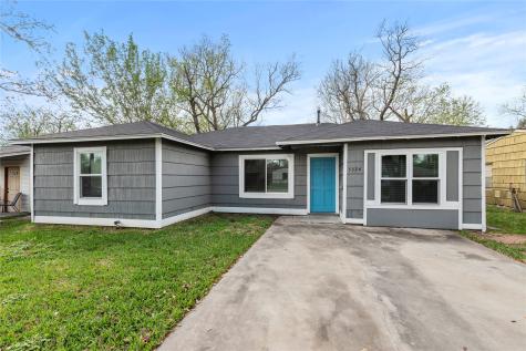 5526 Thrush Drive Houston TX 77033