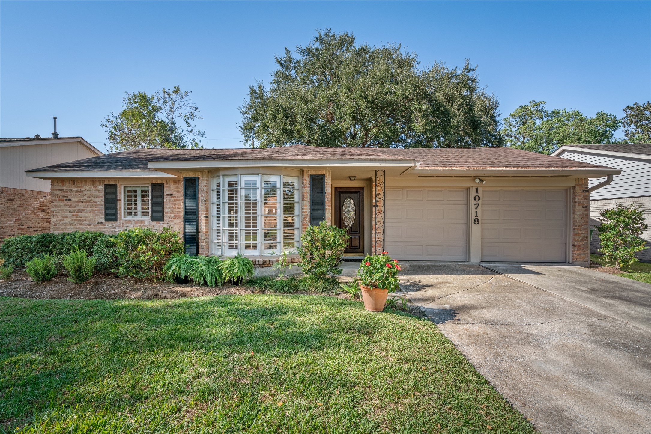 10718 Glenfield Court Houston TX 77096