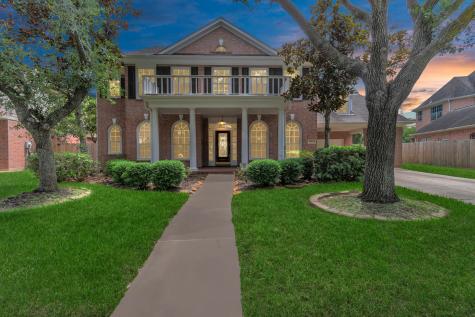 1923 Hollys Way Sugar Land TX 77479