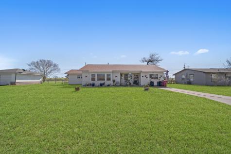2013 N Avenue G Freeport TX 77541