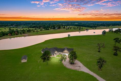 1007 Angel Lane Alleyton TX 78935
