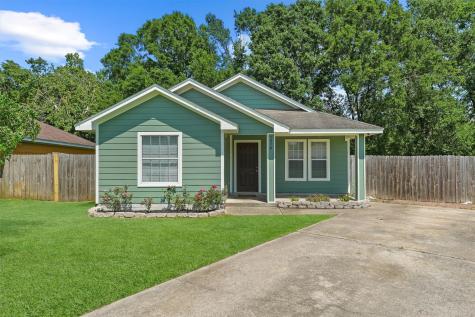 1314 Robert Street Baytown TX 77521