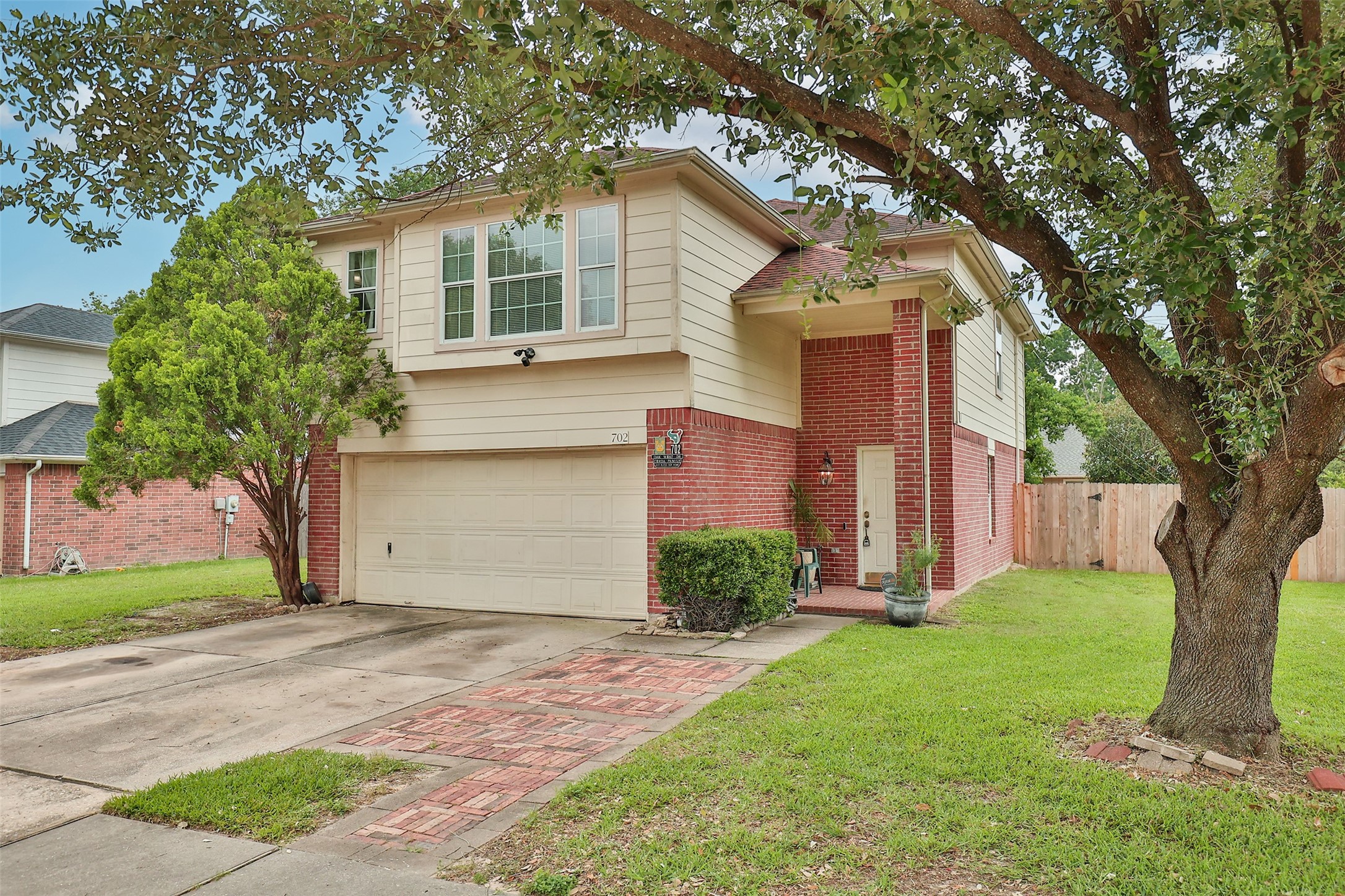 702 Oak West Drive Houston TX 77073