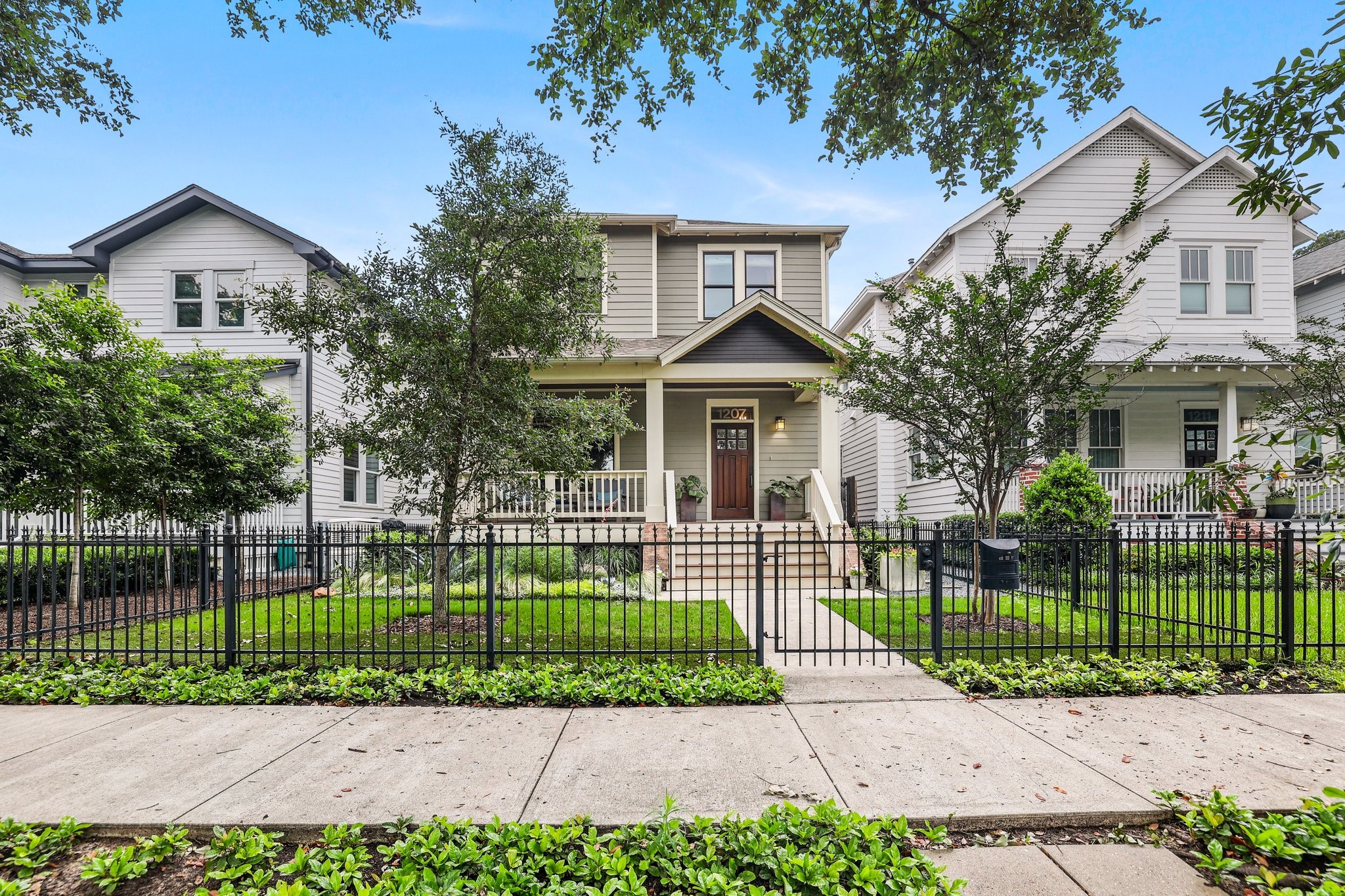 1207 Rutland Street Houston TX 77008