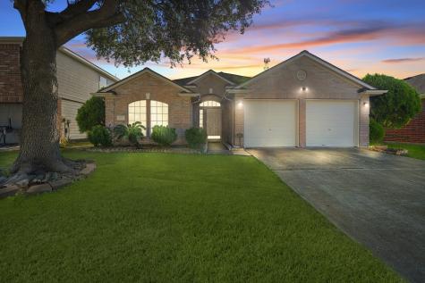 8319 Malin Court Houston TX 77083
