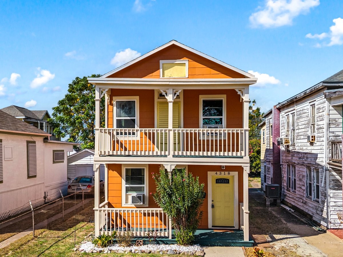 4318 Avenue K Galveston TX 77550