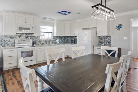 1106 Helen Dowdy Crystal Beach TX 77650